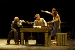 Escena 'De ratones y hombres'