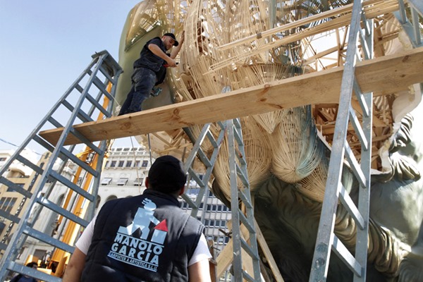 02 Manolo Garc&iacute;a - Falla Ayuntamiento Valencia 2015