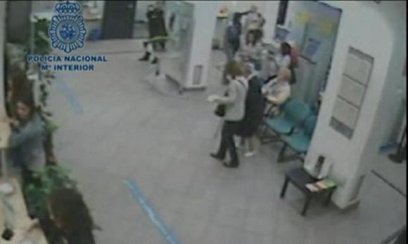 Un robo mediante el método del cogotazo/Ministerio del Interior