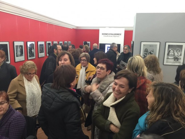 Inauguració de l'exposició "Dones d'Algemesí" de Fotoaficionats