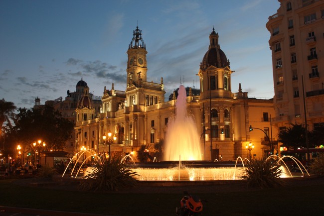 Plaza-del-Ayuntamiento