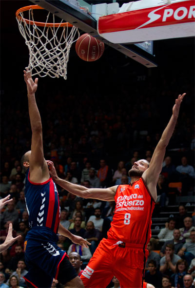 valenciabasket-tau-04