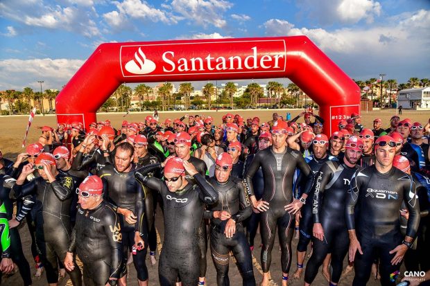 El mayor circuito de triatlón popular, el Santander Triathlon Series, arranca la temporada en Valencia el sábado 13 de mayo con cerca de 1600 triatletas
