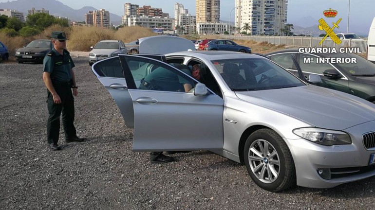 Detención en El Campello de una banda que robaba coches de alta gama