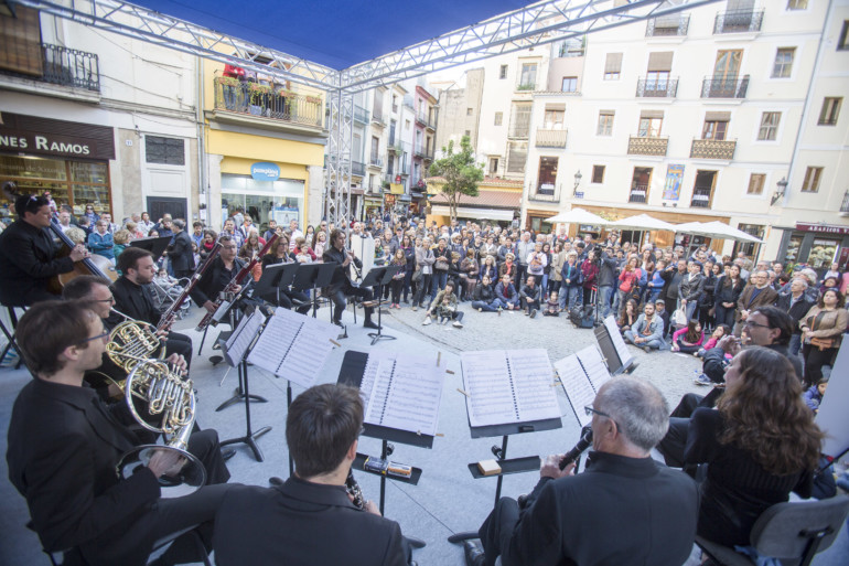 Concierto de la Orquesta de València en la plaza del Ayuntamiento.