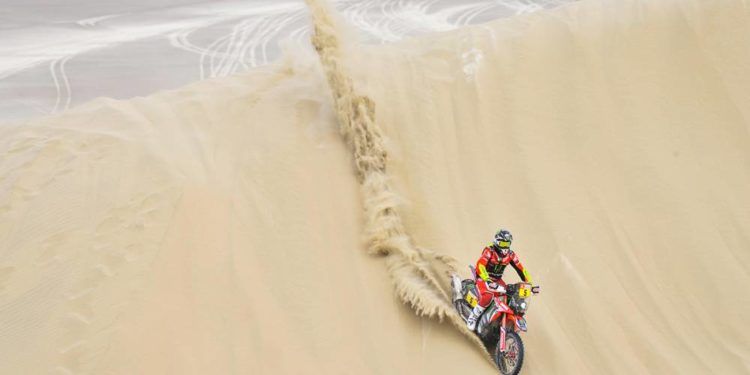 Joan Barreda en la segunda etapa del Dakar. Foto: DPPI