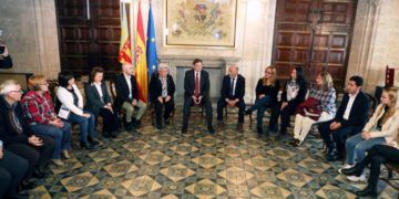 Ximo Puig y afectadas Ardystil