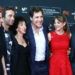 De izquierda a derecha: Aitana Sánchez-Gijón, Jordi Mollá, la viuda de Bigas Luna,
Celia Orós, Javier Bardem, Leonor Watling y Carles Sans (Tricicle) en San
Sebastián. Juan Herrero/EFE-Celia Orós.