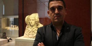 Carles Mulet Dama D'Elx