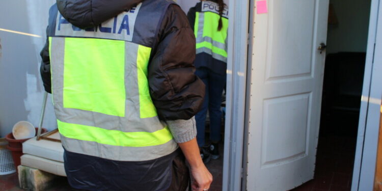 Policia Nacional casa de citas