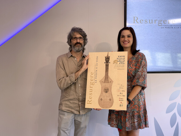 Marga Antón y Pablo Auladell presentan el cartel del Festival Medieval d'Elx
