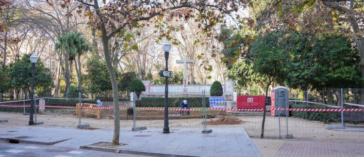 cruz del parque Ribalta de Castellón