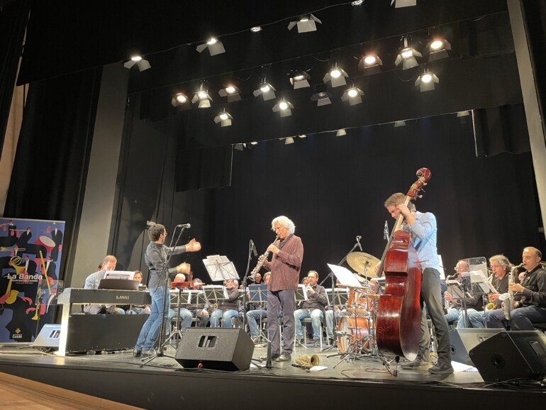Concierto de la Banda Municipal de Castelló con Perico Sambeat, primero del Festival Jazz a Castelló