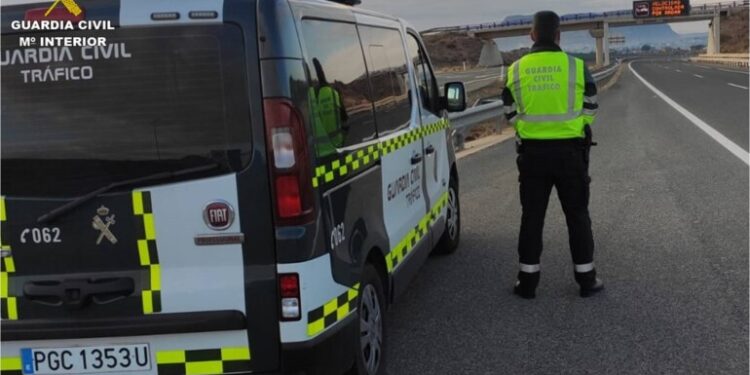 La Guardia Civil detectó a un motorista circulando a 211 km/h en Elche