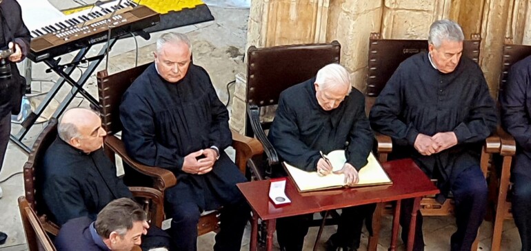 La Virgen de los Desamparados ha presidido el Tribunal de las Aguas