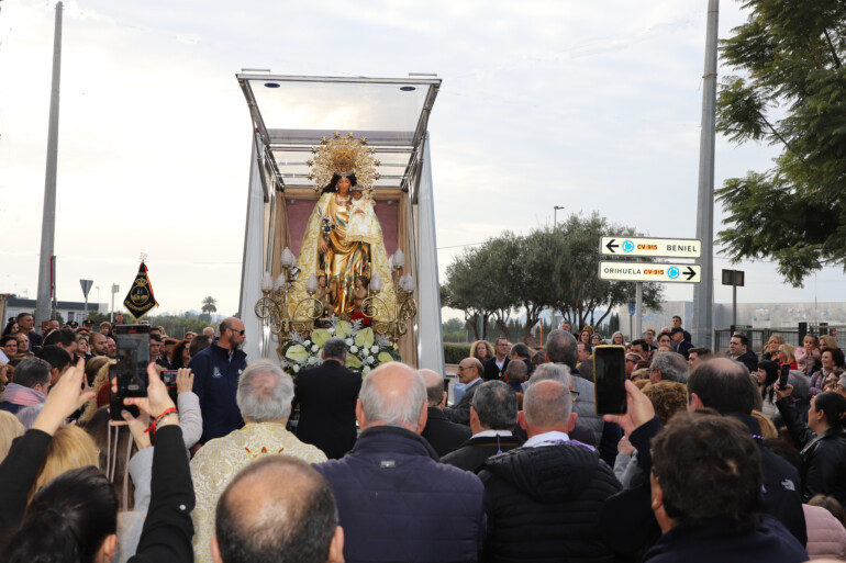 La Virgen de los Desamparados visitó Orihuela y la pedanía que lleva su nombre