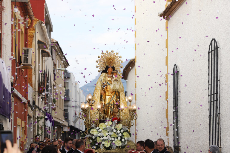 La Virgen de los Desamparados visitó Orihuela y la pedanía que lleva su nombre