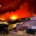 Los efectivos del dispositivo de extinción han luchado durante toda la noche para proteger poblaciones del avance del incendio de Villanueva de Viver