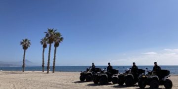 Policía Local de Alicante en la playa