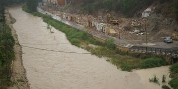 El riu Clariano aquest dimarts al seu pas per Ontinyent