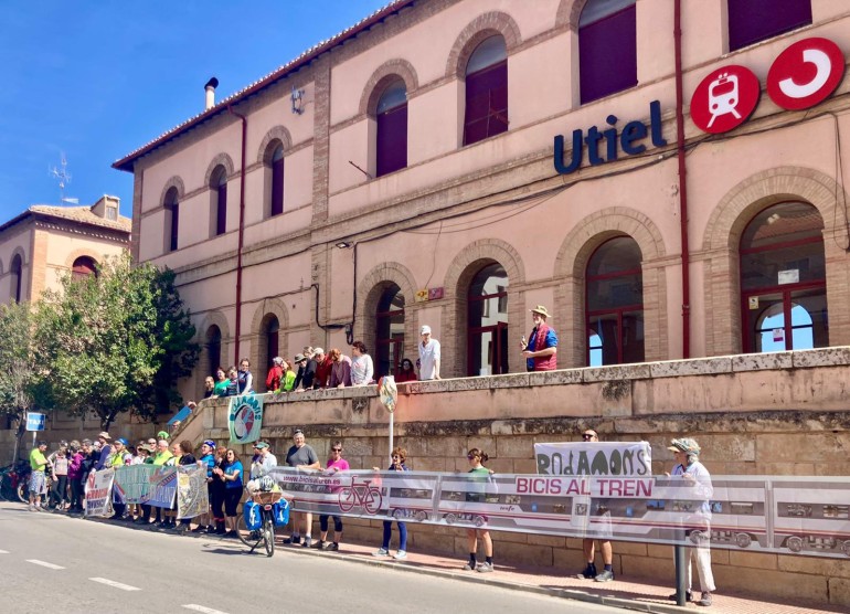Ruta cicloturista por el tren regional Utiel-Camporrobles