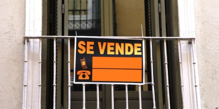 cartel venta de piso