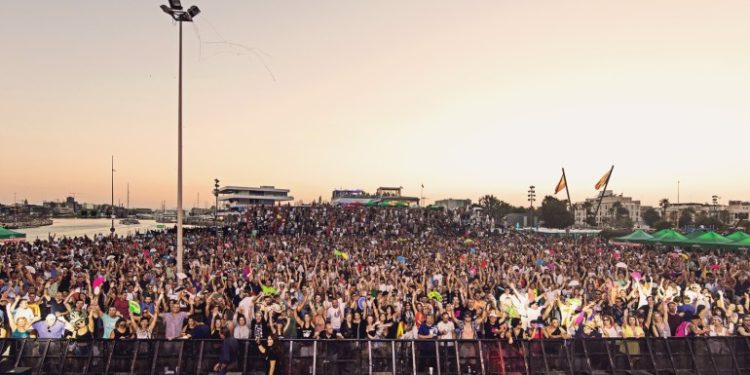 Homenaje a la Ruta 90s & 2mil Valencia