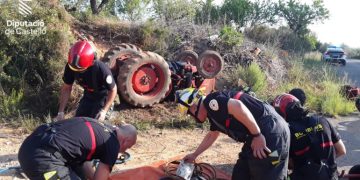 Vuelco de un tractor en Torreblanca