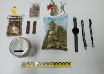 Objetos que el detenido había declarado como robados en su casa de Novelda.