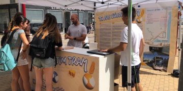 Punto de información sobre las obras de modernización de la Línea 9 del TRAM