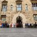 Minuto de silencio ante el Palau de la Generalitat