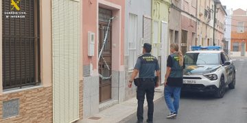 La Guardia Civil identifica a los autores de un incendio de una casa en Sueca