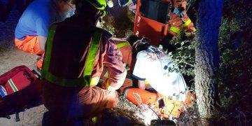 Rescate de una persona caída en una acequia en Requena