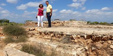 Amparo Folgado y José Gozalvo visitan la villa romana del Alter