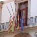 Banderas a media hasta en el Ayuntamiento de Sagunto