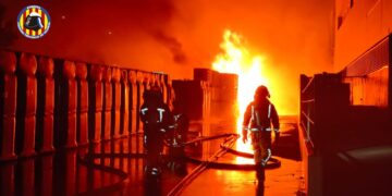incendio industrial en Potries