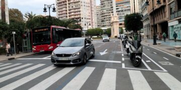Apertura del acceso de la calle Colón desde la Puerta del Mar
