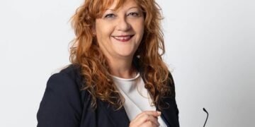 Luz Ros escritora de Meliana