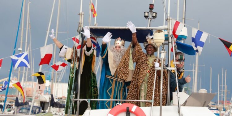 Llegada de los Reyes Magos al Grao de Castellón