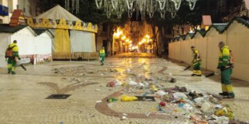 Elche recoge más de 400.000 kilos de residuos los días de Navidad y Año Nuevo