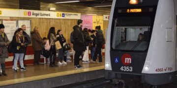 Metrovalencia servicio en Fallas