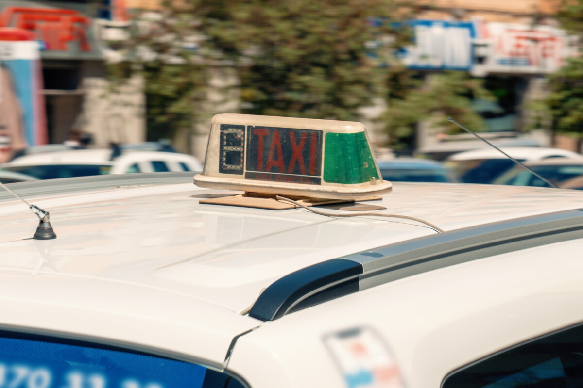 Taxi