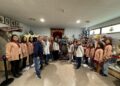 Lliurament del ninot indultat al Museu Faller