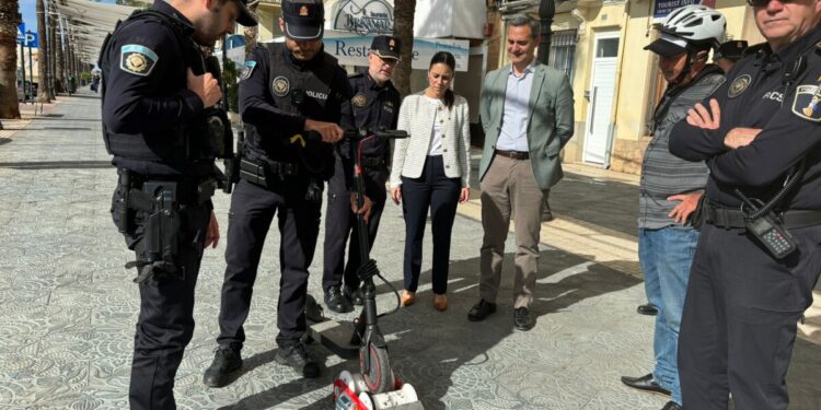Control de patinetes eléctricos en el Grao de Castellón