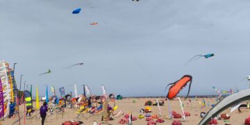 Festival del Viento en las playas del Gurugú y el Pinar
