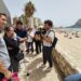 Adopta un abuelo lleva a una octogenaria a ver el mar en Calp