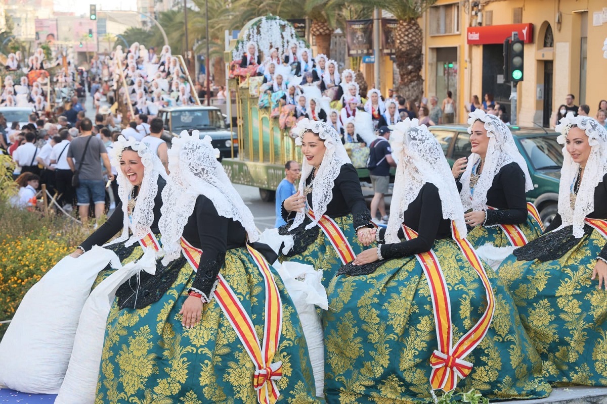 Coso Multicolor de les Fogueres 2024