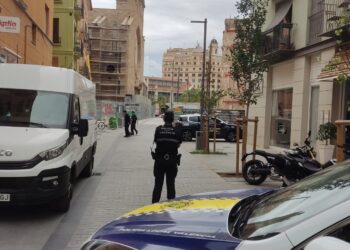 Tres calles acordonadas por la Policía Local de Valencia