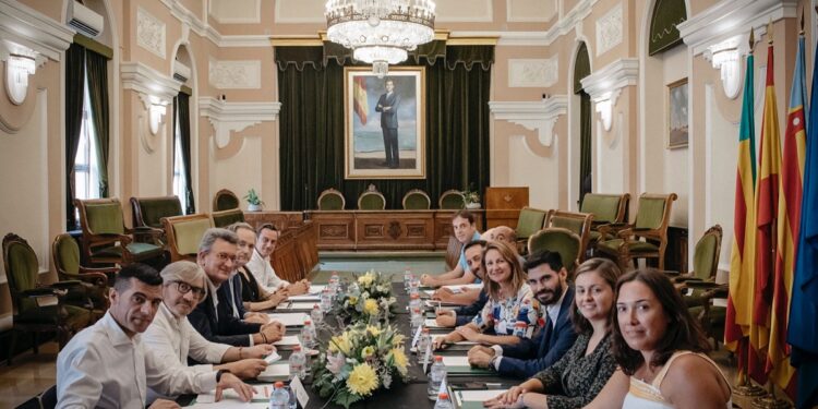 Reunión del Ayuntamiento de Castellón y Generalitat para avanzar en la Ronda Oeste