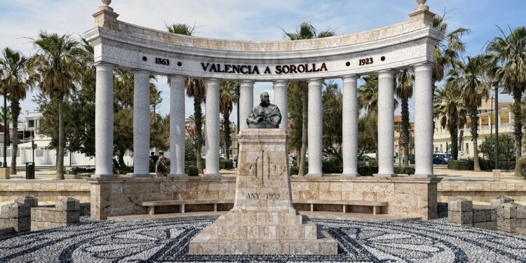 Figuración virtual del Monumento a Sorolla, una vez reconstruido en la playa del Cabanyal